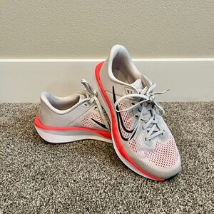 Nike Women’s Quest 6 Running Shoes, Grey/Purple/Orange, 7.5